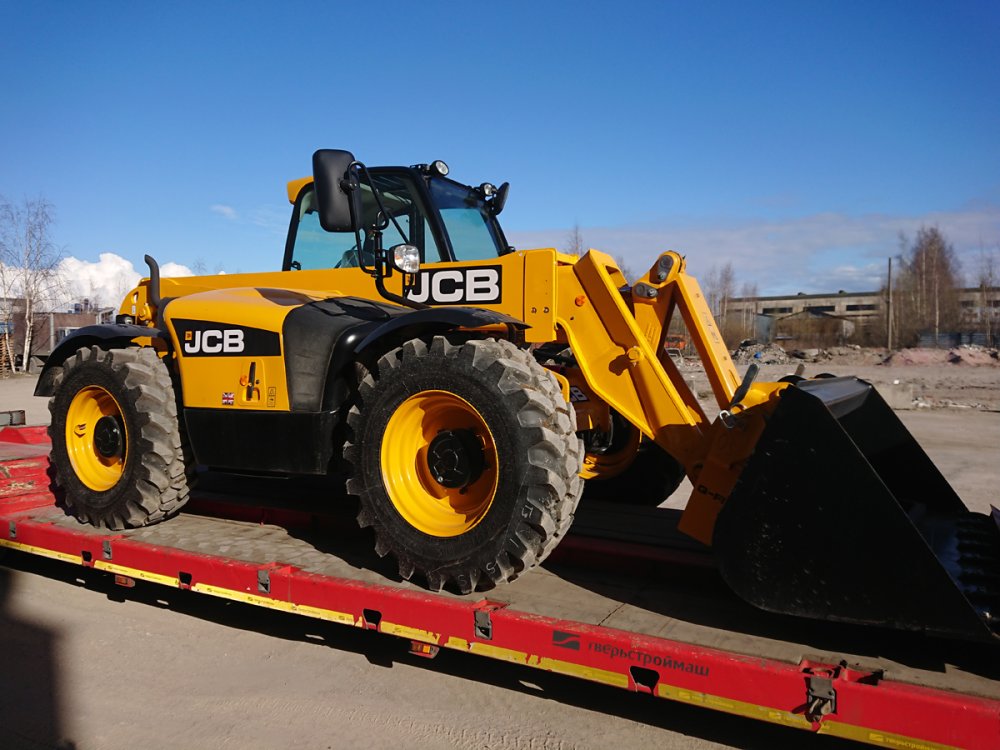 Аренда телескопического погрузчика 7м JCB 541-70