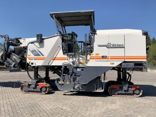 Аренда дорожной фрезы Wirtgen W 200